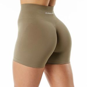 Women's Amplify Short 4.5 inch